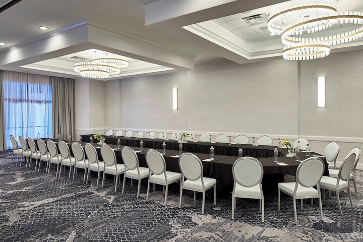 Annapolis Waterfront Hotel Autograph Collection