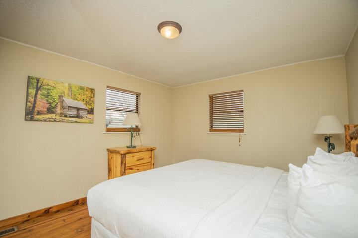 Room 45 of 345