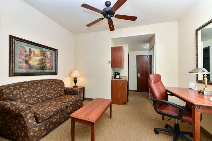 Room 34 of 63