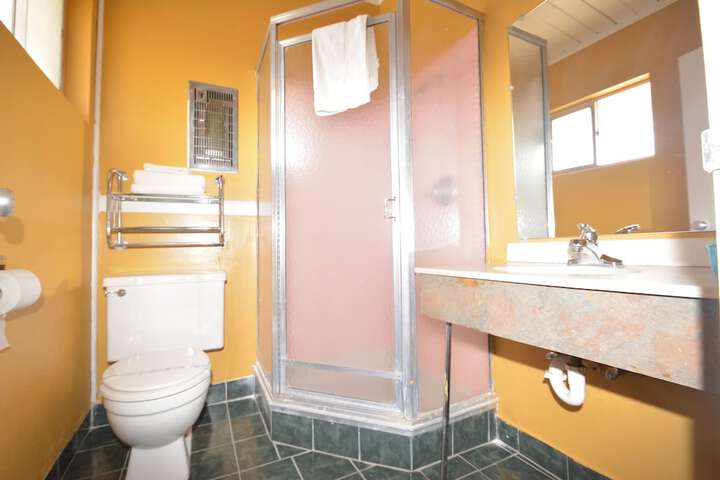 Room 12 of 24