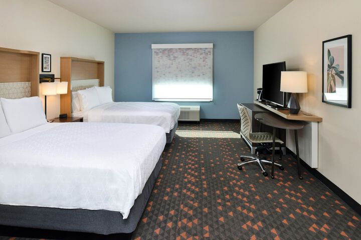Room 47 of 82