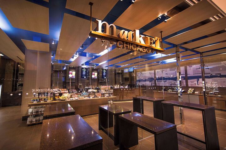Dining 136 of 162