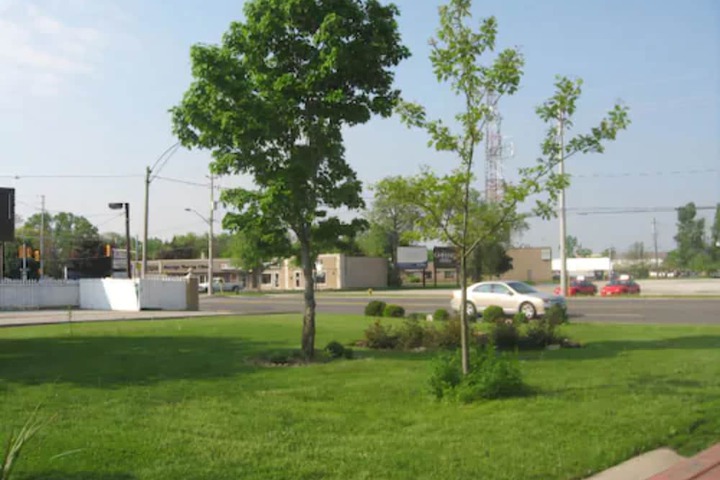 Property Grounds 52 of 54