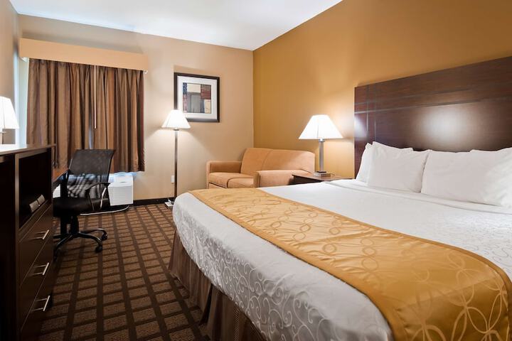 Room 16 of 24