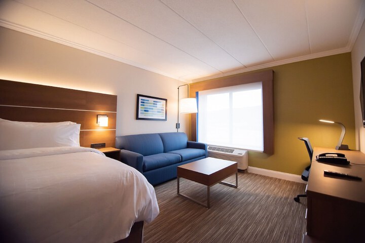 Room 26 of 41