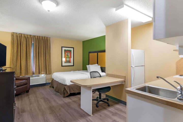 Room 20 of 29