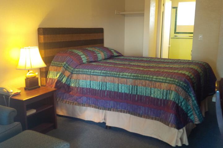 Holiday Lodge