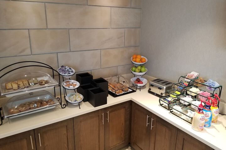 Staybridge Suites Lehi - Traverse Ridge Center by IHG