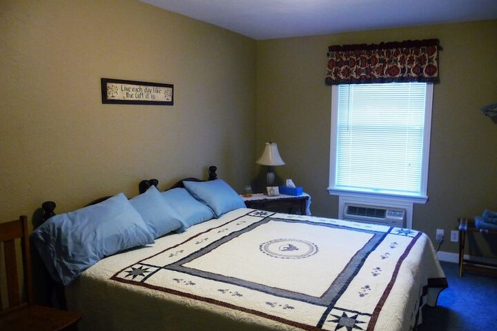 Seams Like Home B & B