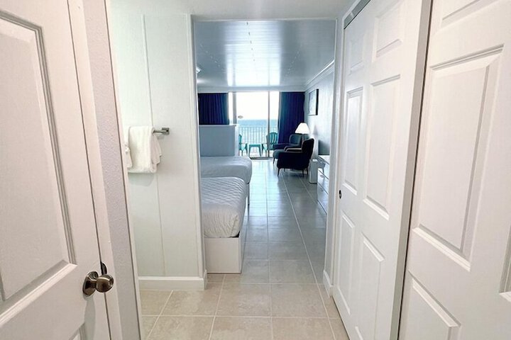 Room 41 of 107