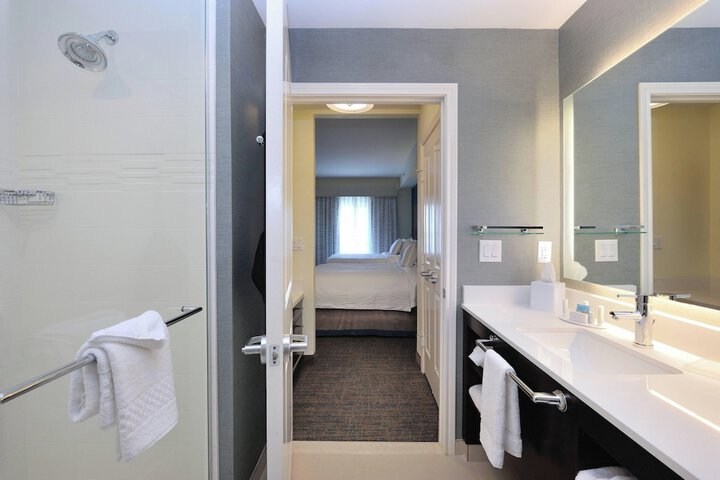 Room 19 of 28