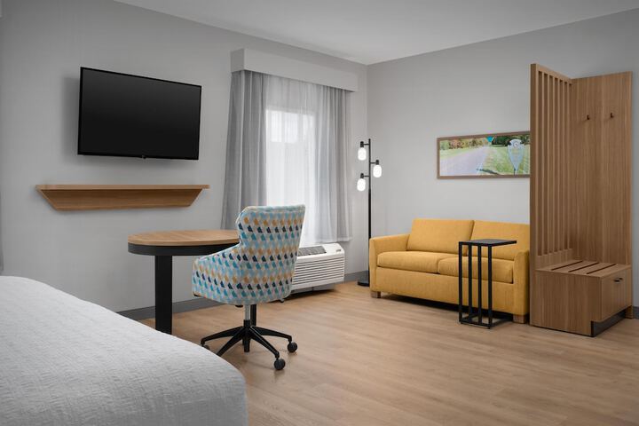 Hampton Inn & Suites Tupelo / Barnes Crossing