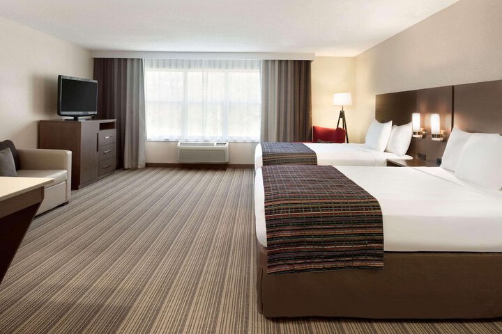 Country Inn & Suites by Radisson Platteville, WI