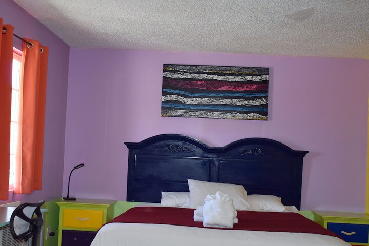 Room 28 of 47