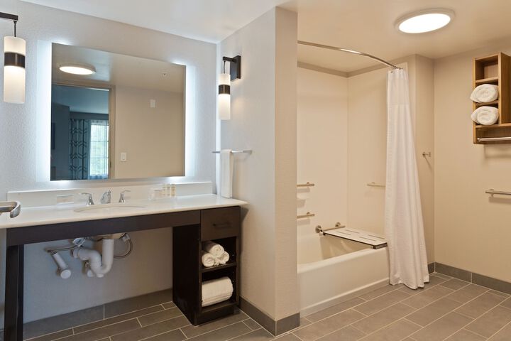 Room 40 of 54