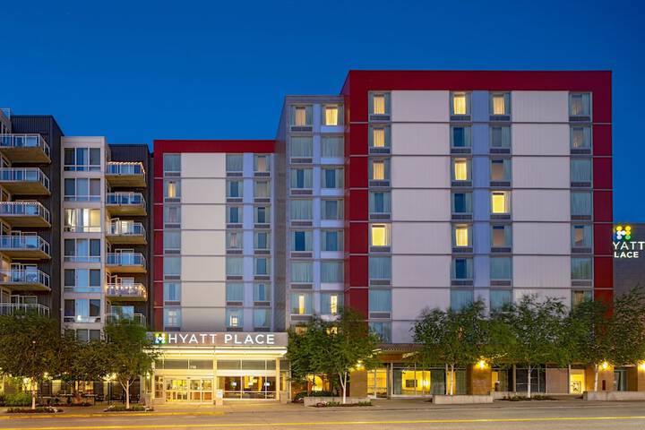 Hotel 3 of 28