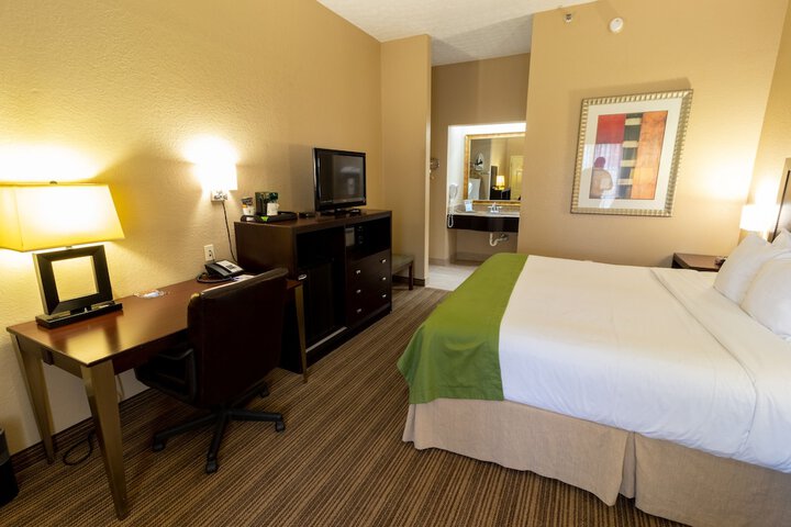Room 20 of 31