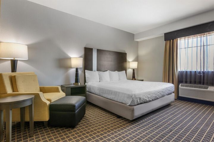 Best Western Plus Lampasas Inn & Suites