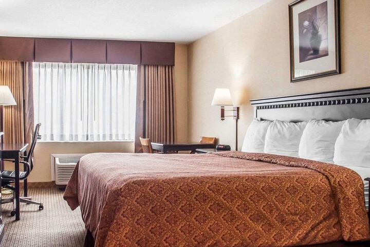 Econo Lodge Elmira-Corning