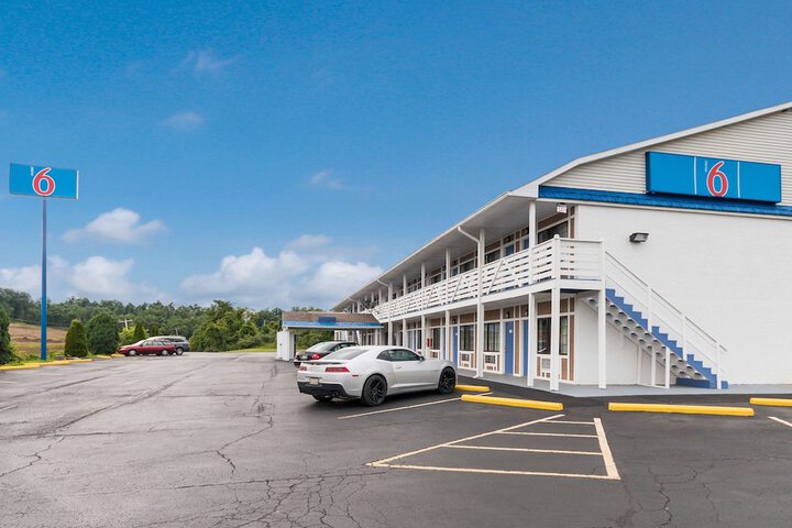 Motel 6 Parkersburg WV