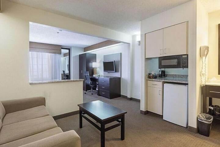 Room 11 of 15