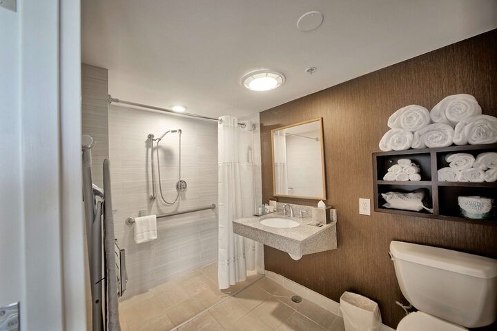 Room 14 of 44