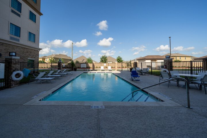 Staybridge Suites Houston NW Cypress Crossings by IHG