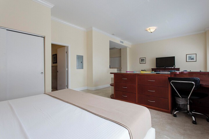 Room 62 of 128