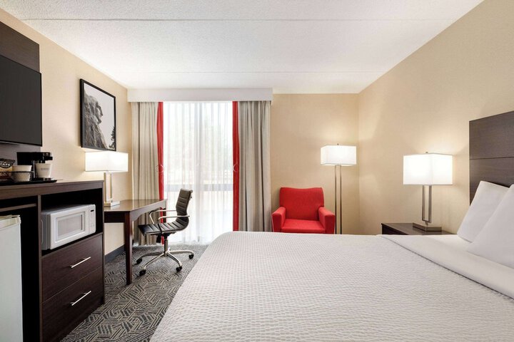 Room 20 of 65