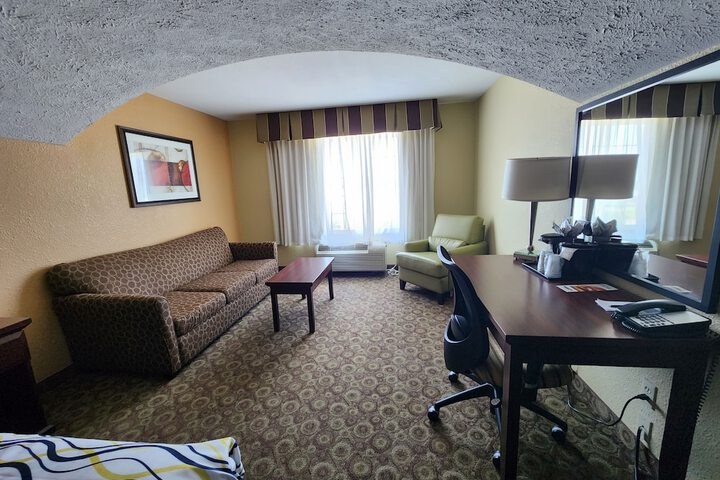 Room 39 of 85