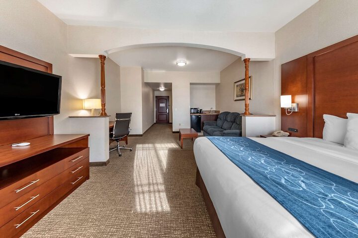 Room 25 of 52