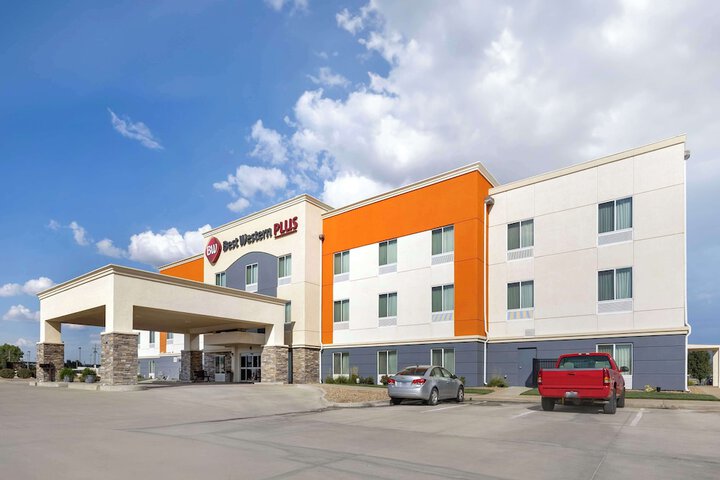 Hotel 2 of 42