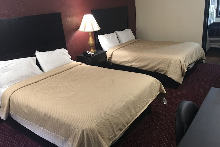 Super 9 Motel