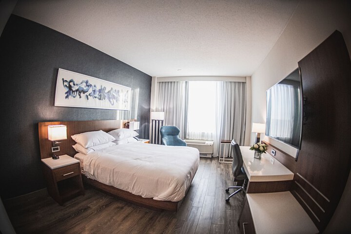 Room 44 of 75