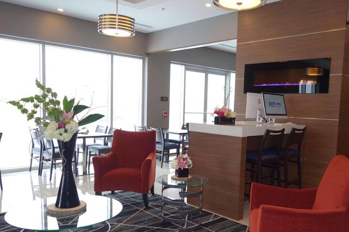 Park Inn by Radisson Brampton On