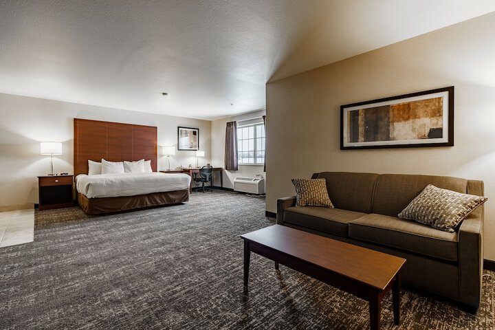 Room 23 of 46