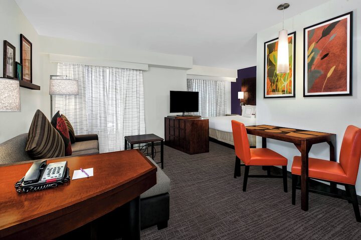 Room 21 of 26