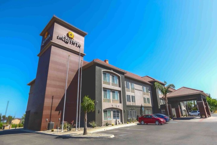 Hotel 1 of 44
