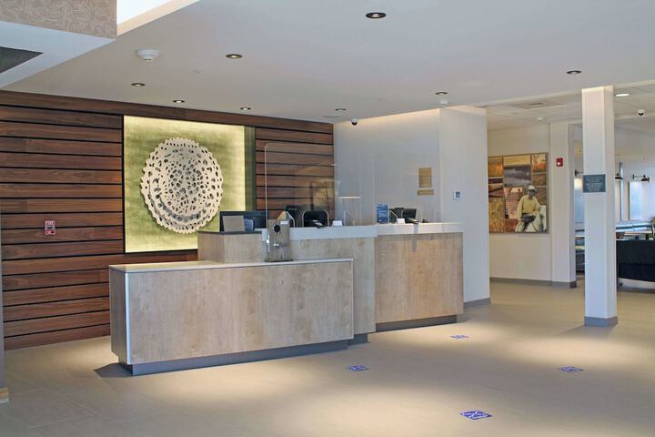 Hotel Interior 11 of 41