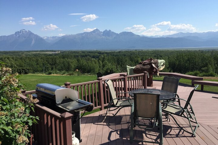 Pioneer Ridge B & B Inn