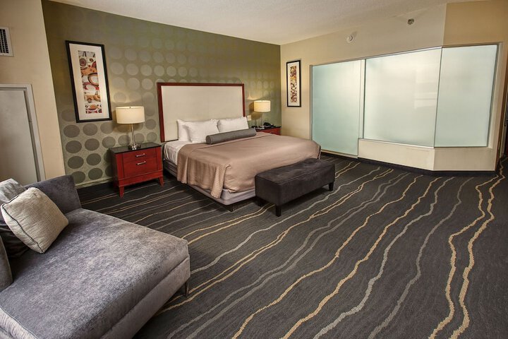 Room 9 of 22