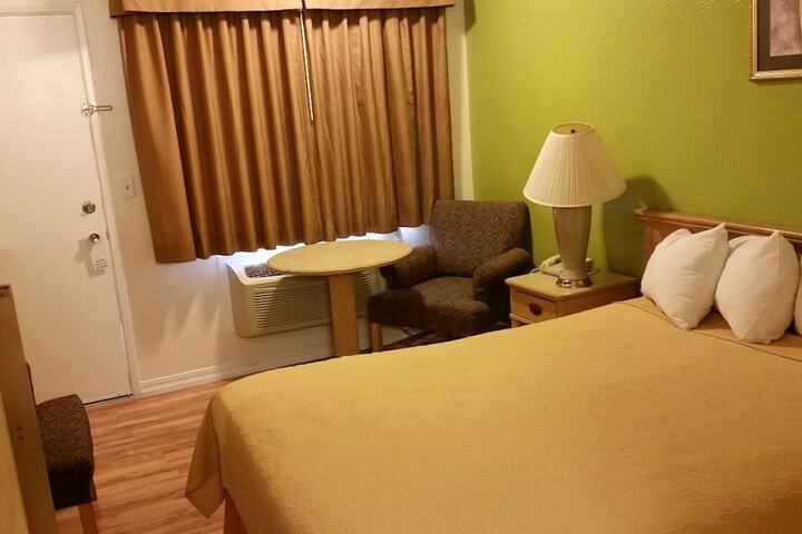 Kelseyville Motel