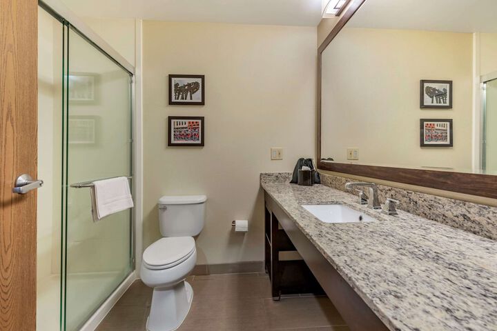 Room 16 of 48