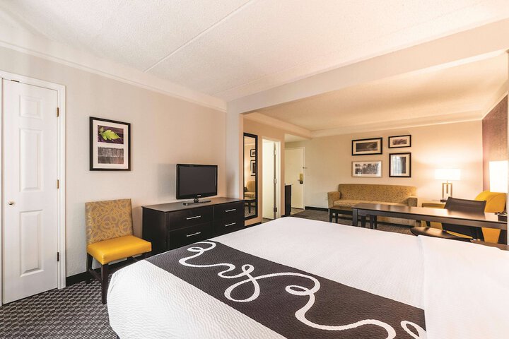 Room 22 of 47