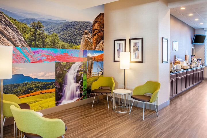 Hotel Interior 19 of 45