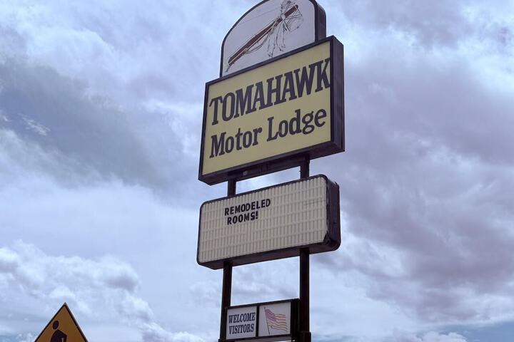 Tomahawk Motor Lodge Riverton US-26