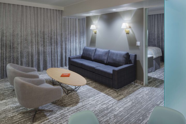Room 17 of 34