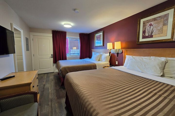 Sahara Courtyard Inn
