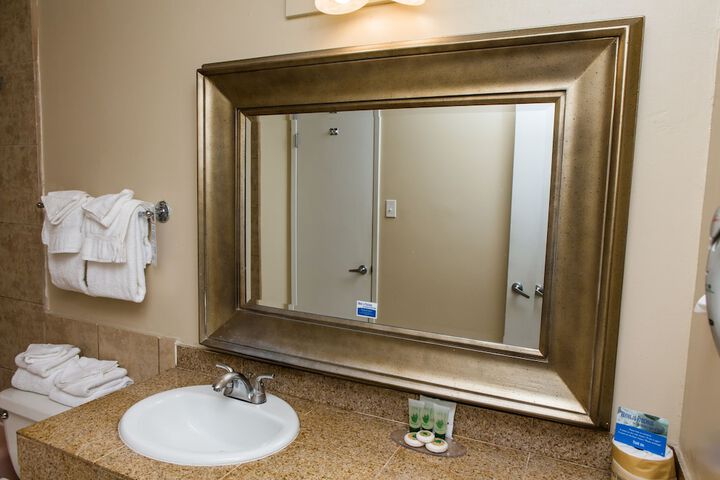 Room 44 of 159