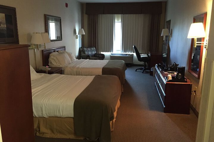 Room 19 of 41